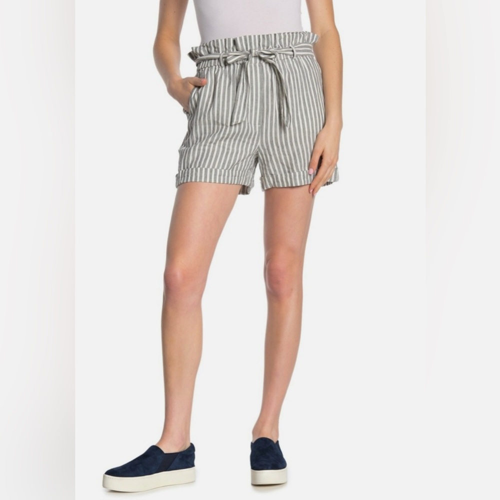 Frame Linen Striped Paperbag Shorts, Small